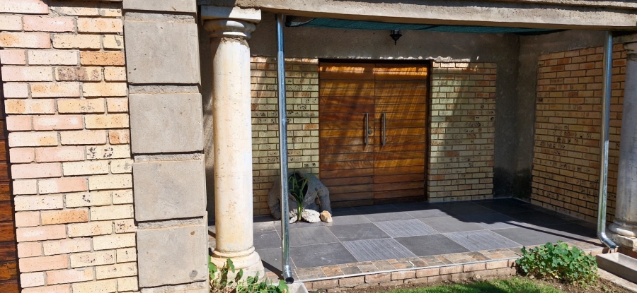 To Let 3 Bedroom Property for Rent in Pellissier Free State